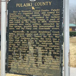 Pulaski County Courthouse - Waynesville