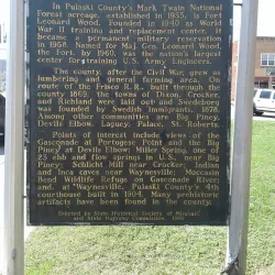 Pulaski County Courthouse - Waynesville