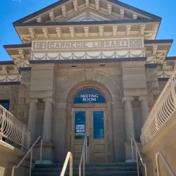 Zortman Public Library - Zurich
