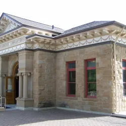 Zortman Public Library - Zurich