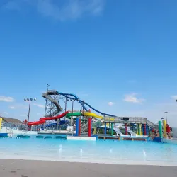 Island Oasis Water Park - Grand Island