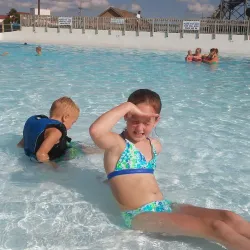 Island Oasis Water Park - Grand Island