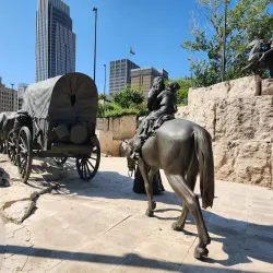Bob Boozer Statue and Sculpture Park - Omaha