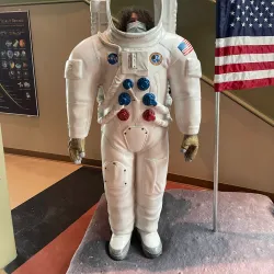 McAuliffe-Shepard Discovery Center - Concord