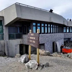 Mount Washington Observatory Weather Discovery Center - Conway