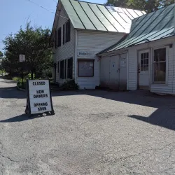 Etna General Store - Hanover