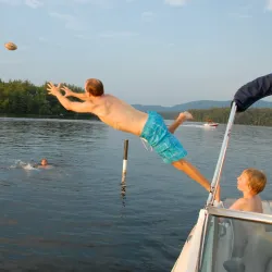 Squam Lake Cruises - Holderness