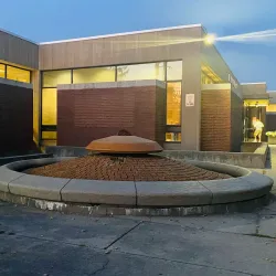 Nashua Public Library - Nashua