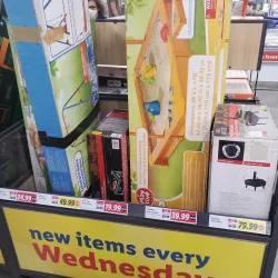 Kinderkamack Road Shopping District - Harrington Park