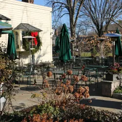 Ho-Ho-Kus Inn & Tavern - Ho-Ho-Kus