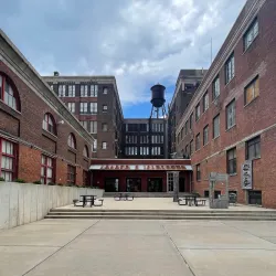 Mana Contemporary - Jersey City