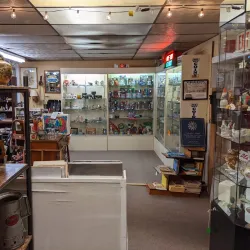 Mullica Hill Antique Center - Mullica Hill