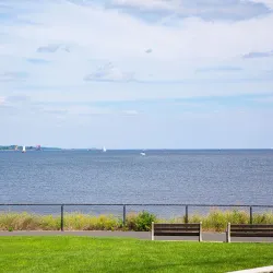 Harbor Light Park - Perth Amboy