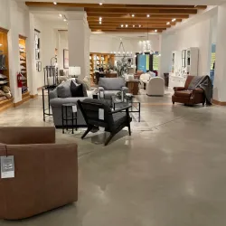 The Shoppes at Teaneck - Teaneck