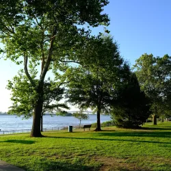 Red Bank Battlefield Park - West Deptford