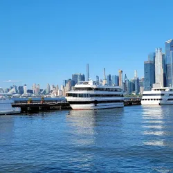 Lincoln Harbor Marina - West New York