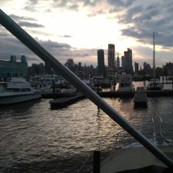 Lincoln Harbor Marina - West New York