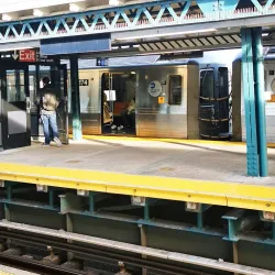 Astoria Boulevard - Astoria