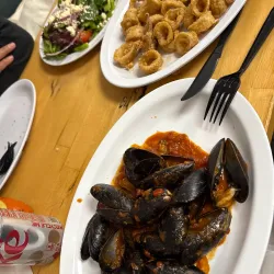 Astoria Seafood - Astoria