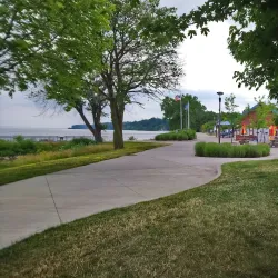 Geneva Lakefront Park - Geneva