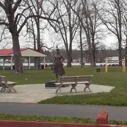 Lucille Ball Statue - Jamestown