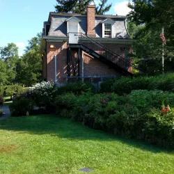 Huguenot Children's Library - New Rochelle