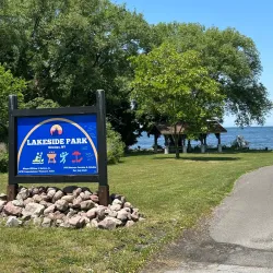 Lake Ontario State Parkway Trail - Oswego