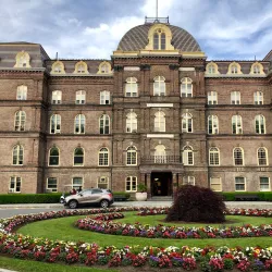 Vassar College - Poughkeepsie