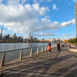 Gantry Plaza State Park - Queens