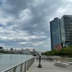 Gantry Plaza State Park - Queens