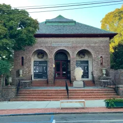 Southampton Arts Center - Southampton