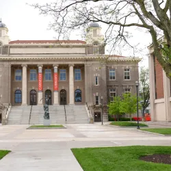 Syracuse University - Syracuse