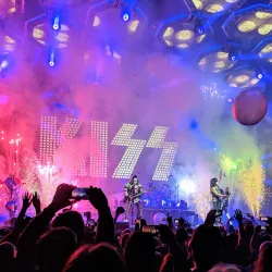 Nassau Veterans Memorial Coliseum - Uniondale