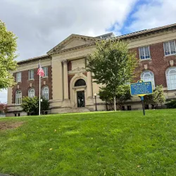 Utica Public Library - Utica