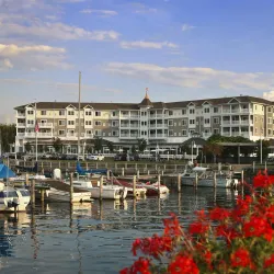 Watkins Glen Harbor Hotel - Watkins Glen