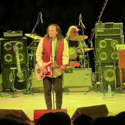 Westbury Music Fair (Theatre at Westbury) - Westbury