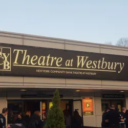 Westbury Music Fair (Theatre at Westbury) - Westbury
