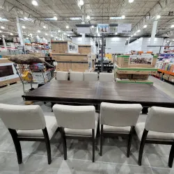 Westbury Plaza - Westbury