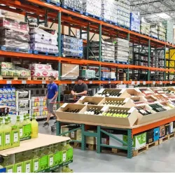 Westbury Plaza - Westbury