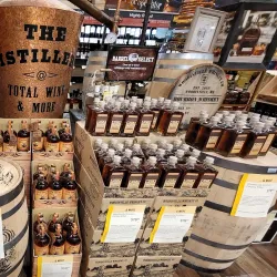 Westbury Plaza - Westbury