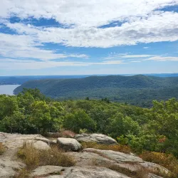 Bear Mountain State Park - Woodbury