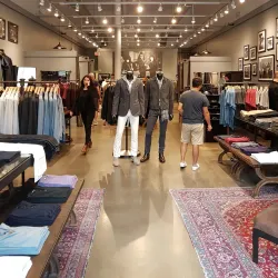 Woodbury Common Premium Outlets - Woodbury