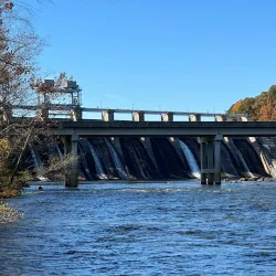 Riverbend Park - Hickory
