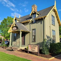 Lee County History Center - Sanford
