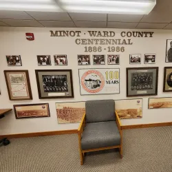 Minot Public Library - Minot