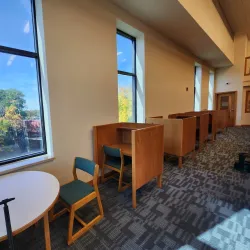 Minot Public Library - Minot