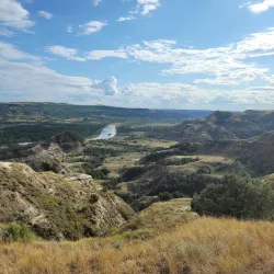 Badlands Overlook - Watford City