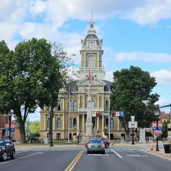 Guernsey County Courthouse - Cambridge
