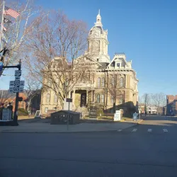 Guernsey County Courthouse - Cambridge