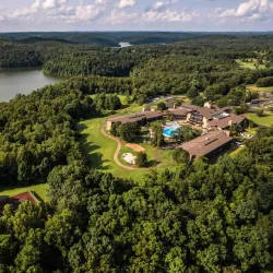 Salt Fork Lodge and Conference Center - Cambridge